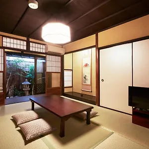 Rinn Kujofujinoki East , Kyoto Japan